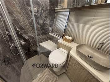 Galeon Yacht Galeon 700 Skydeck
