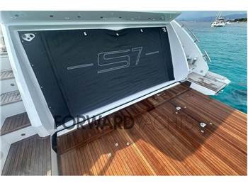 Azimut S7