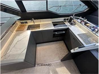 Azimut S7