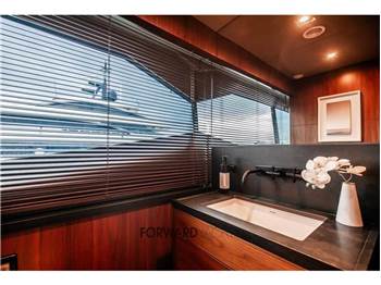 Sunseeker 40M YACHT