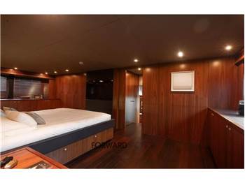 Sunseeker 40M YACHT