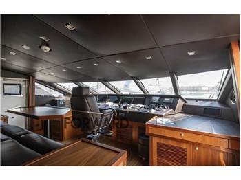 Sunseeker 40M YACHT
