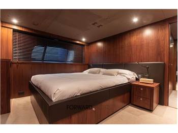 Sunseeker 40M YACHT