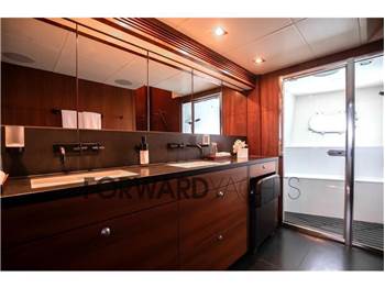 Sunseeker 40M YACHT