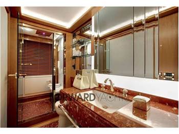 Benetti 93 Delfino