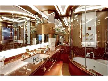 Benetti 93 Delfino