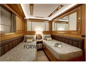 Benetti 93 Delfino