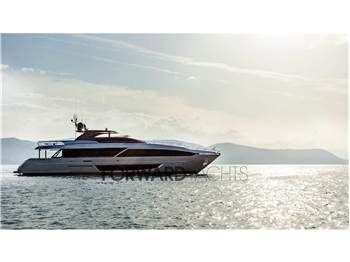 Riva 110 DOLCEVITA