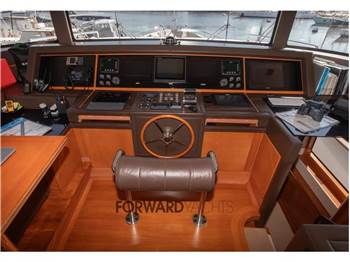 Benetti 93 Delfino