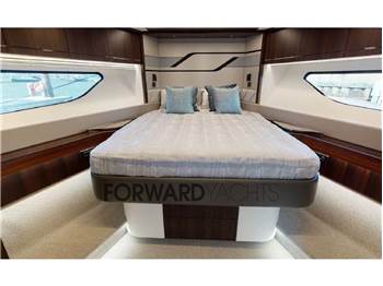 Sunseeker Predator 74 XPS