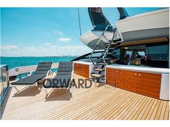 Azimut S10