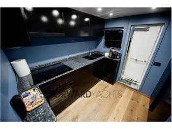 Falcon Yachts Falcon 82S