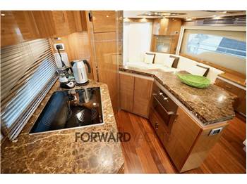 Dominator Yachts DOMINATOR 62