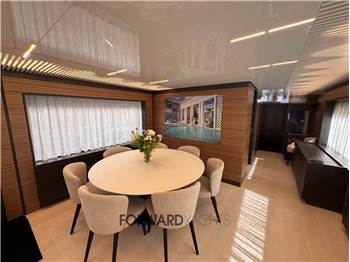 Ferretti Yachts 920