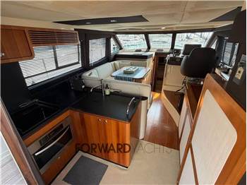 Azimut Magellano 43