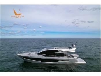 Galeon 700 SKY