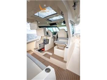 Scout Boats 530 LXF