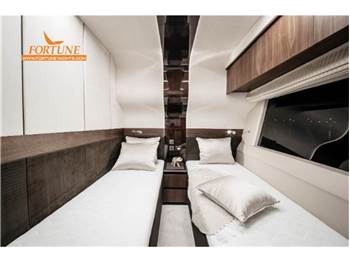 Galeon 680 FLY