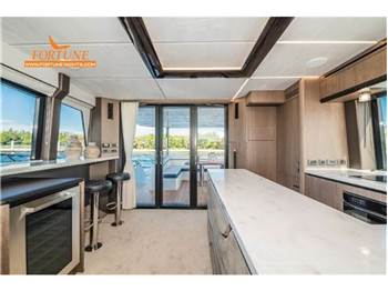Galeon 680 FLY
