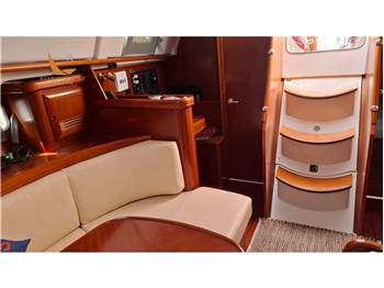 Beneteau Oceanis 411
