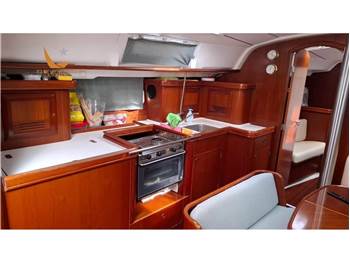 Beneteau Oceanis 411