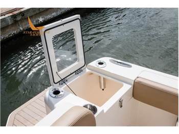 Scout Boats 240 XSF