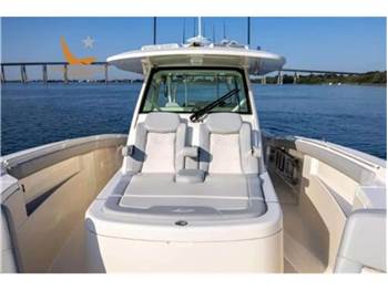 Scout Boats 400 LXF