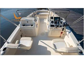 Scout Boats 188 Sport Dorado
