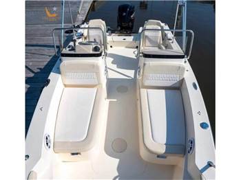 Scout Boats 188 Sport Dorado