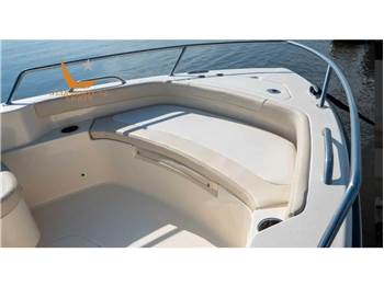 Scout Boats 188 Sport Dorado