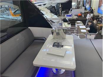 Galeon 425 HTS