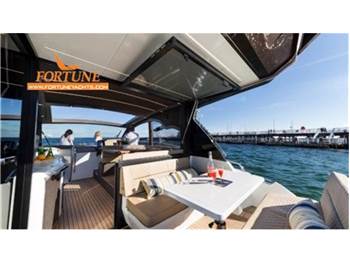 Galeon 425 HTS