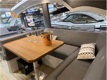 Galeon 425 HTS