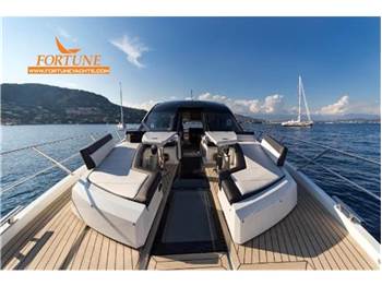 Galeon 650 Skydeck