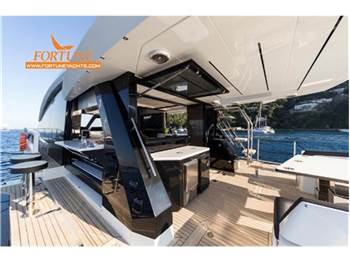 Galeon 650 Skydeck