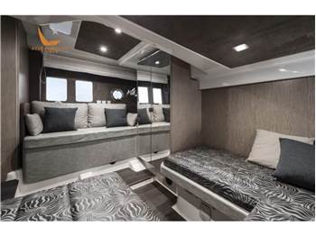 Cranchi M44 HT