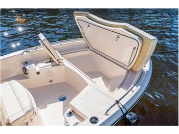 Grady White Boats 231 Coastal Explorer