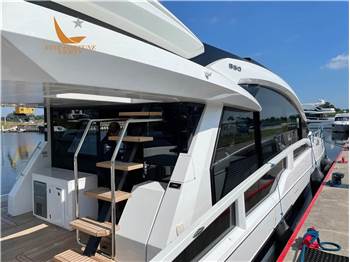 Galeon 650
