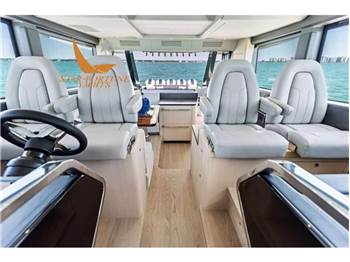 Scout Boats 670 LXFishing