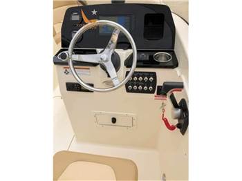 Scout Boats 215 DORADO