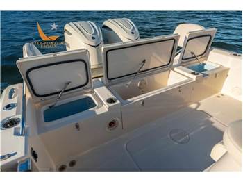 Grady White Boats 321 Coastal Explorer
