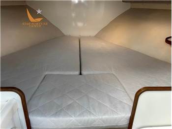 Bertram Yacht 28' Moppie