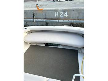 Bertram Yacht 28' Moppie