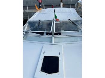 Bertram Yacht 28' Moppie