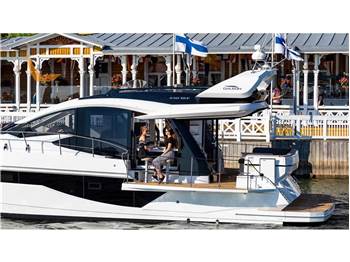 Galeon 470 Skydeck