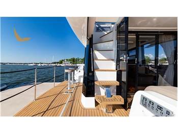 Galeon 470 Skydeck