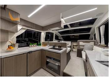 Galeon 470 Skydeck