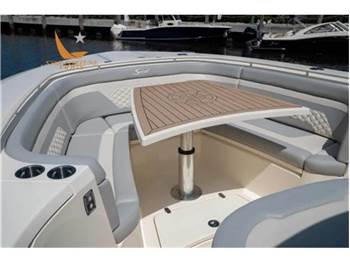 Scout Boats 330 LXF