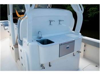 Scout Boats 330 LXF