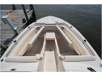 Grady White Boats 325 Freedom